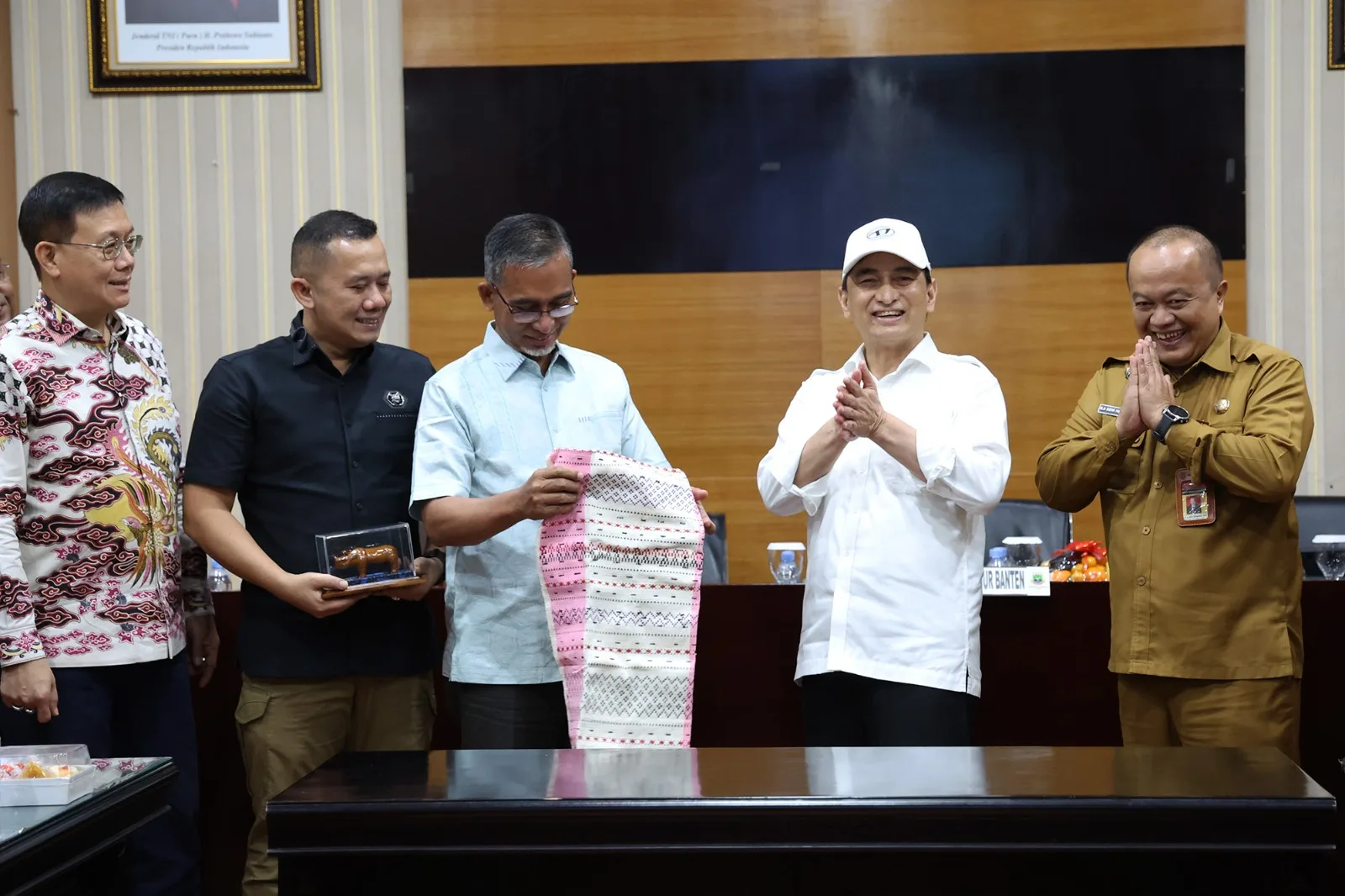 Wakil Gubernur Banten Terima DPRD Provinsi Sumut Terkait Perda Pesantren