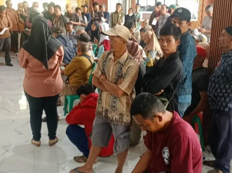 Masyarakat Kabupaten Tangerang Sambut Baik Program Gubernur Banten Pemutihan Pajak Kendaraan dan Perpanjang STNK 2025