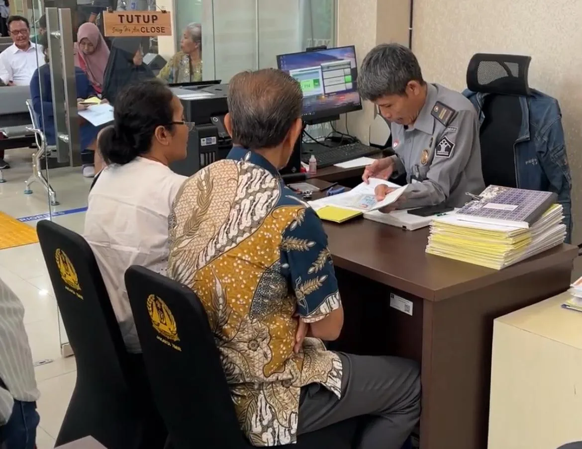 Hari Pertama Pasca Libur Idulfitri, Imigrasi Melayani Hampir 10.000 Pemohon Paspor di Seluruh Indonesia