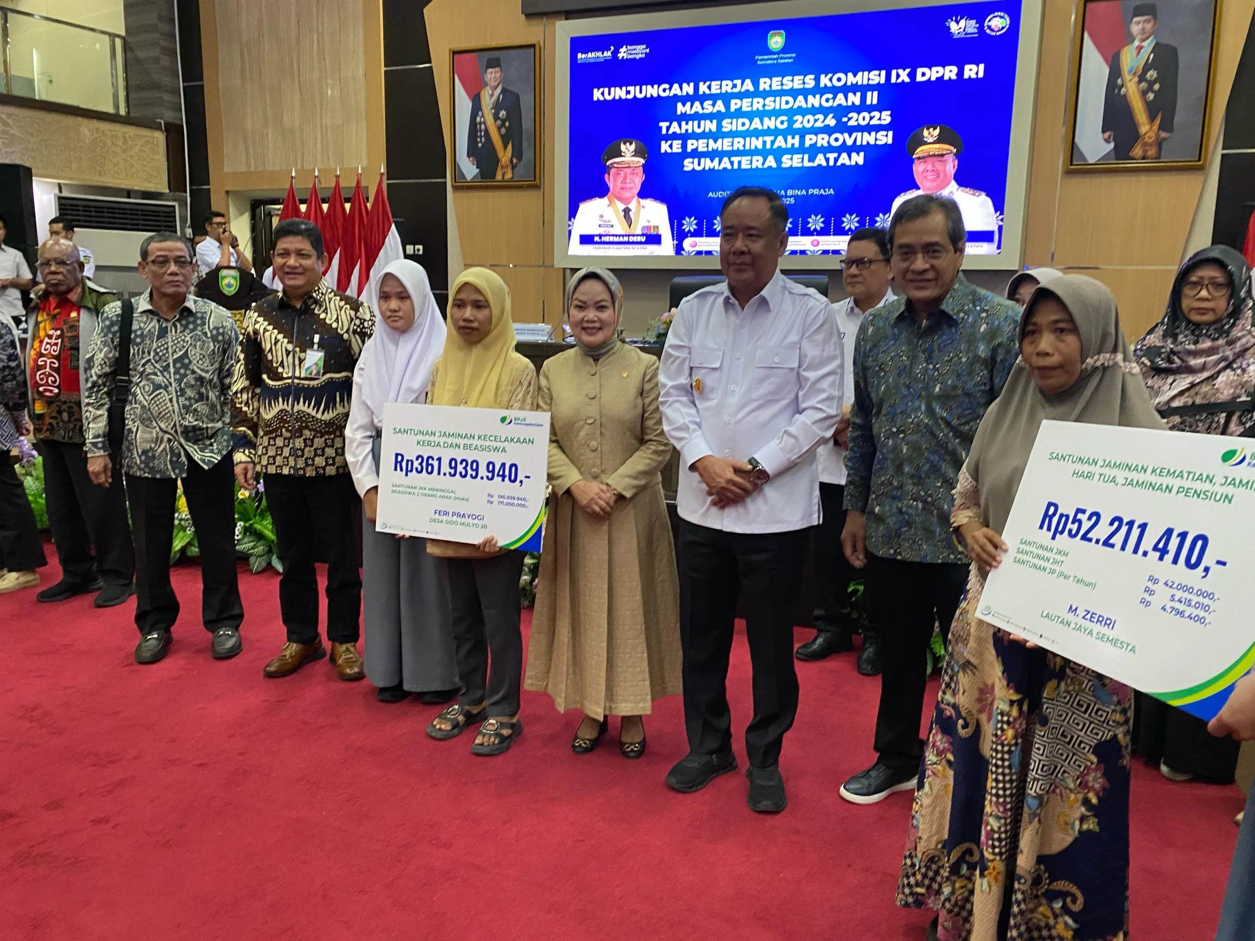 BPJS Ketenagakerjaan Serahkan Santunan Rp 558 Juta