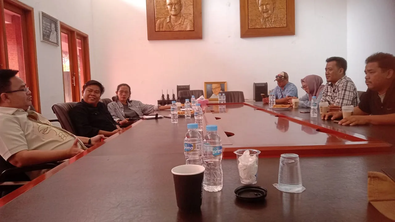 PWN Audensi Dengan Anggota DPRD Komisi V Provinsi Banten