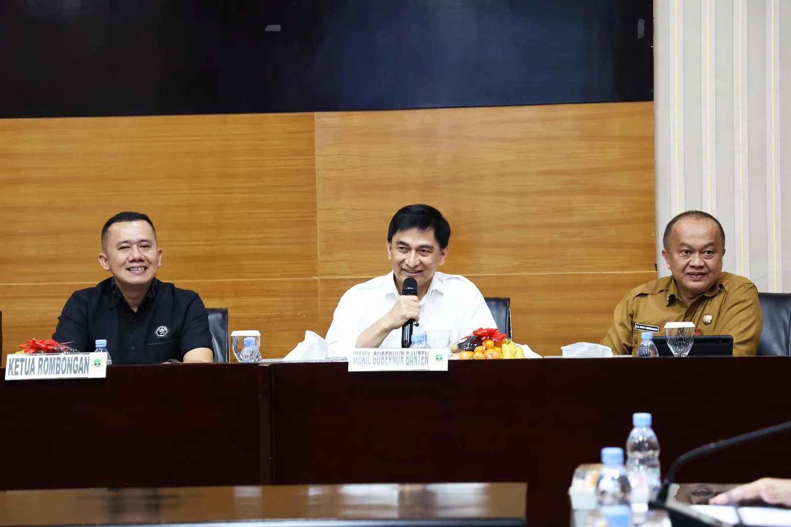 Wakil Gubernur Banten Terima DPRD Provinsi Sumut Terkait Perda Pesantren