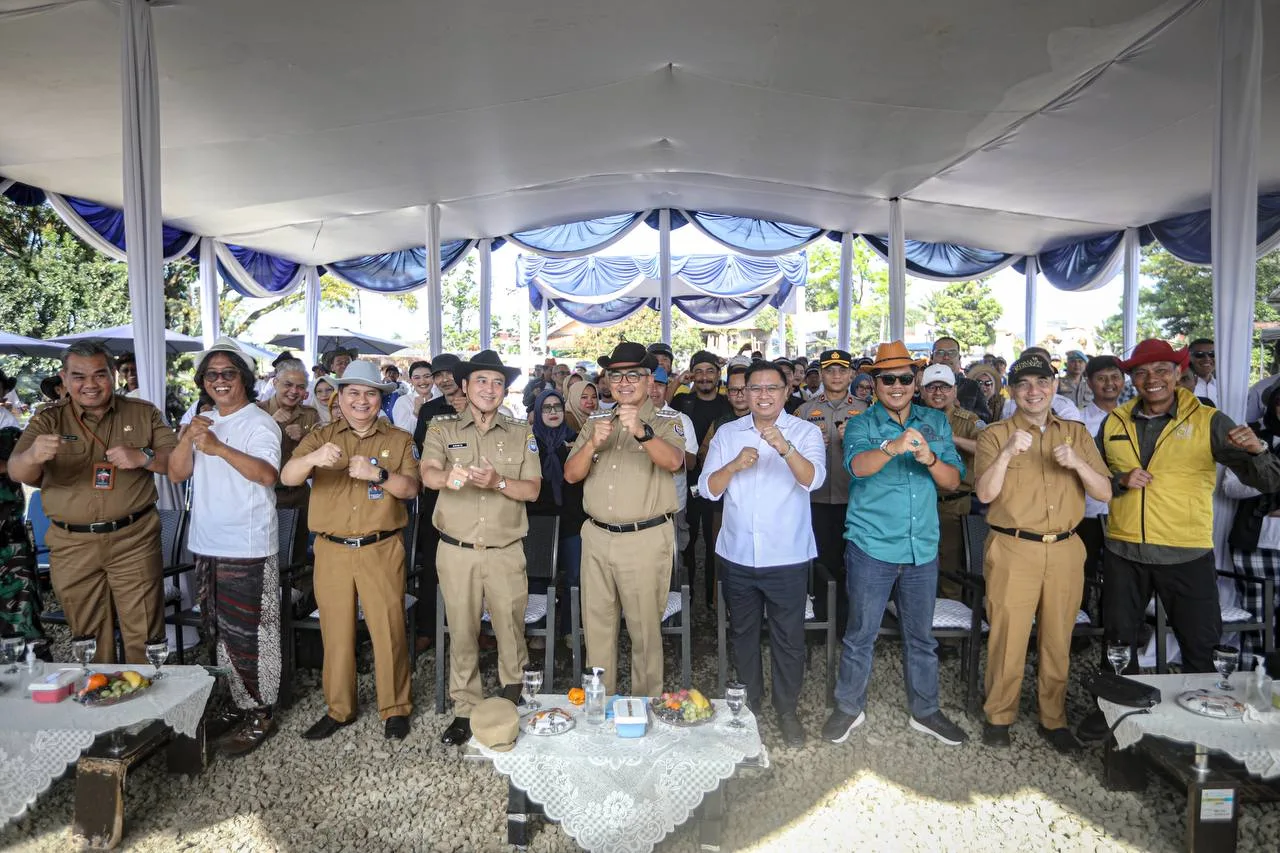 Wali Kota Bandung Resmikan Agroforestry Kolam Retensi Ciporet, Wujud Kolaborasi Hadapi Banjir dan Bencana