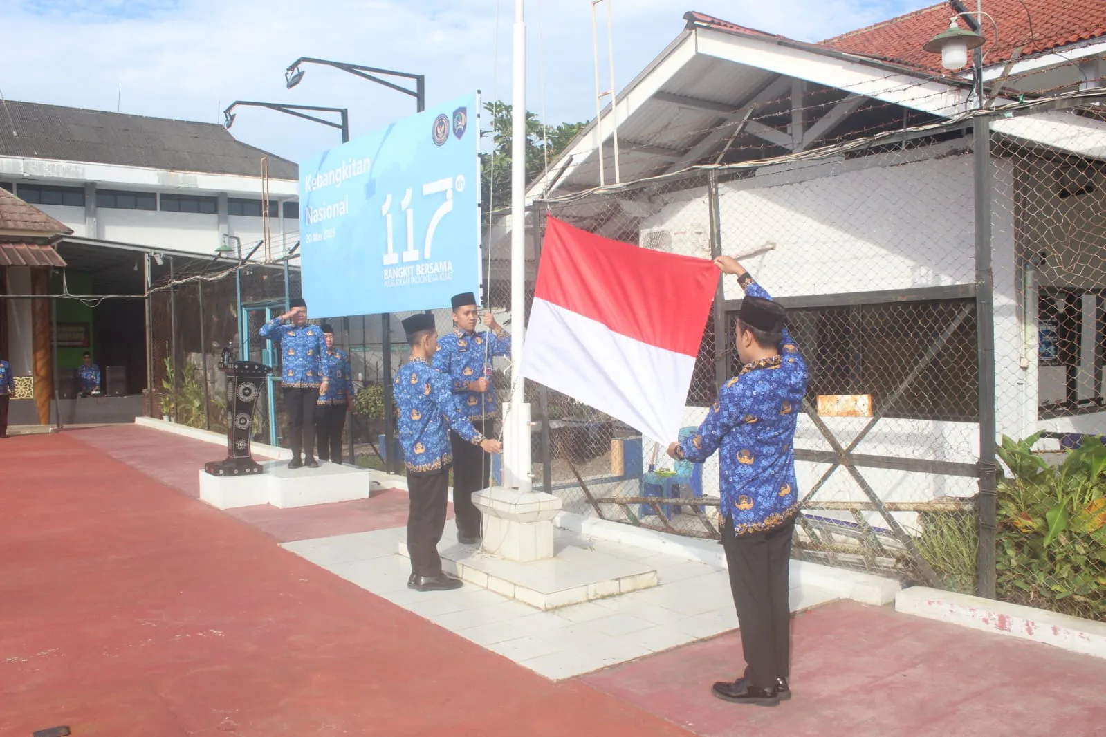 Bangkit Bersama Wujudkan Indonesia Kuat, Lapas Serang Gelar Upacara Peringatan Hari Kebangkitan Nasional ke-117