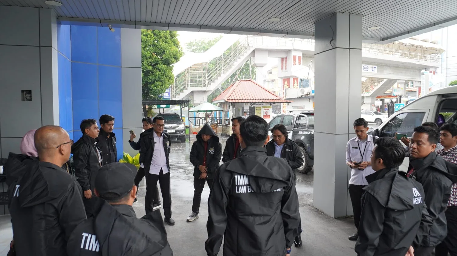 Lakukan Pengawasan Keimigrasian, Imigrasi Bersama Tim PORA Kabupaten Karimun Sidak Ke PT. Saipem Indonesia Karimun Yard