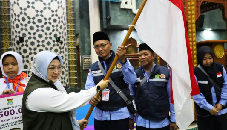 Wakil Bupati Tangerang Lepas 393 Jamaah Calon Haji dengan Suasana Penuh Haru