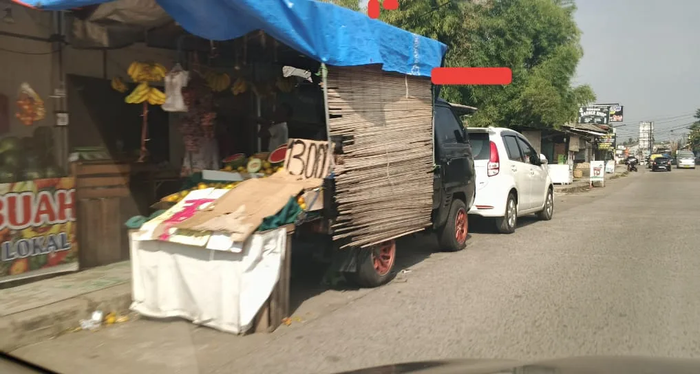 Bahu Jalan Bukan Pasar: Pemerintah Cilegon Harus Tindak Tegas Pedagang Nakal