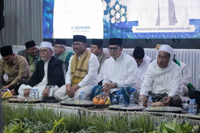 Gelar Pengajian Bulanan, Wali Kota Ajak Bangun Kolaborasi demi Kota Tangerang
