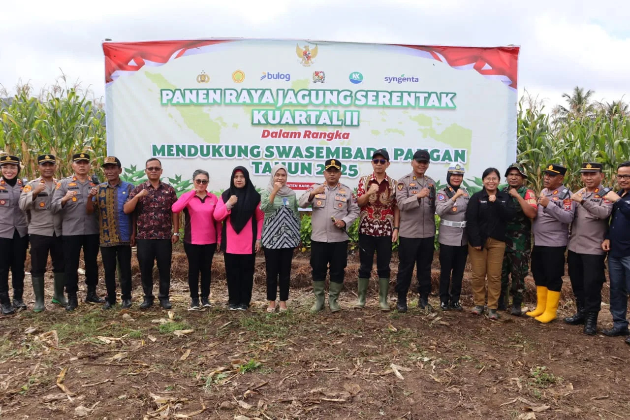 Panen Raya Jagung Serentak di Desa Perbesi, Kapolres Tanah Karo : Langkah Nyata Menuju Lumbung Pangan Dunia