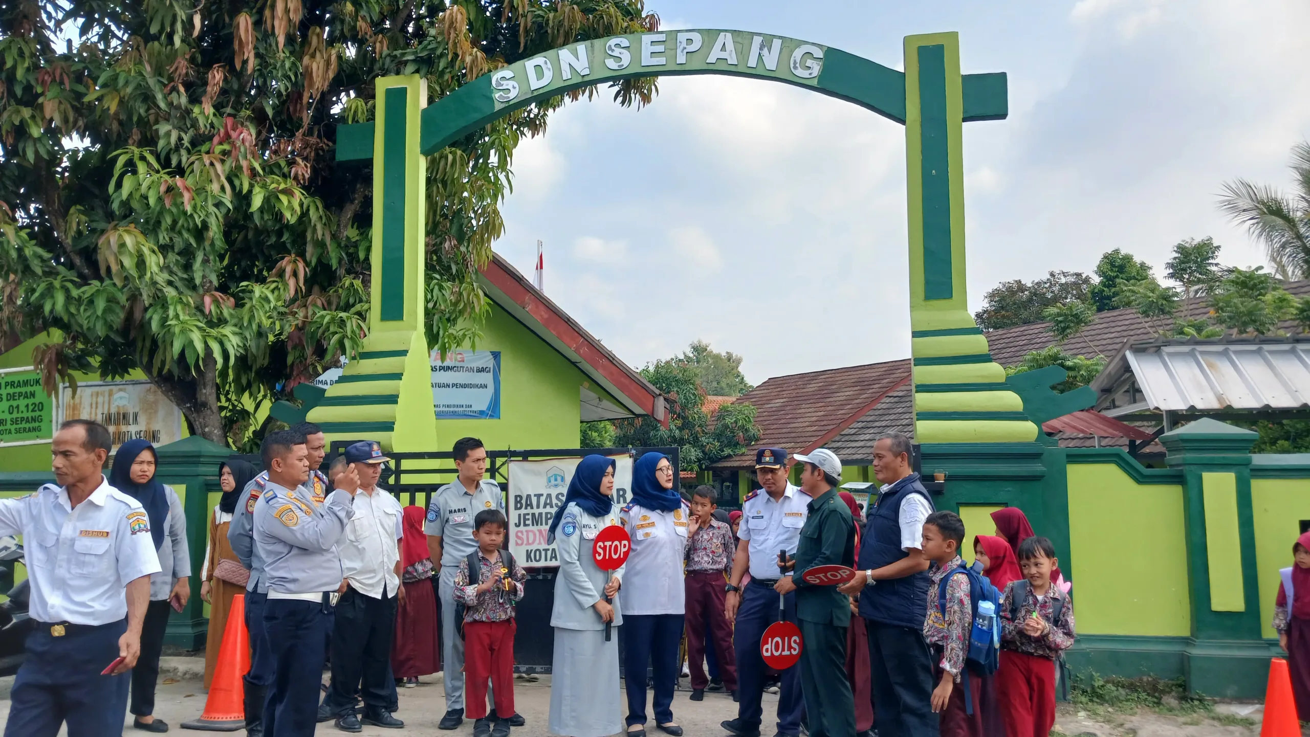 Jasa Raharja bersama Dinas Perhubungan Kota Serang Safety Campaign pada Sekolah Dasar yang berada pada Titik Rawan Laka