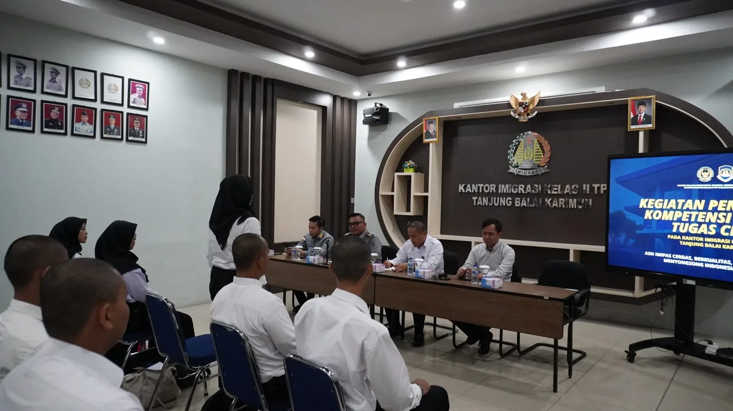 Kepala Imigrasi Tanjung Balai Karimun Berikan Pengarahan Bagi 24 CPNS Kantor Imigrasi Tanjung Balai Karimun
