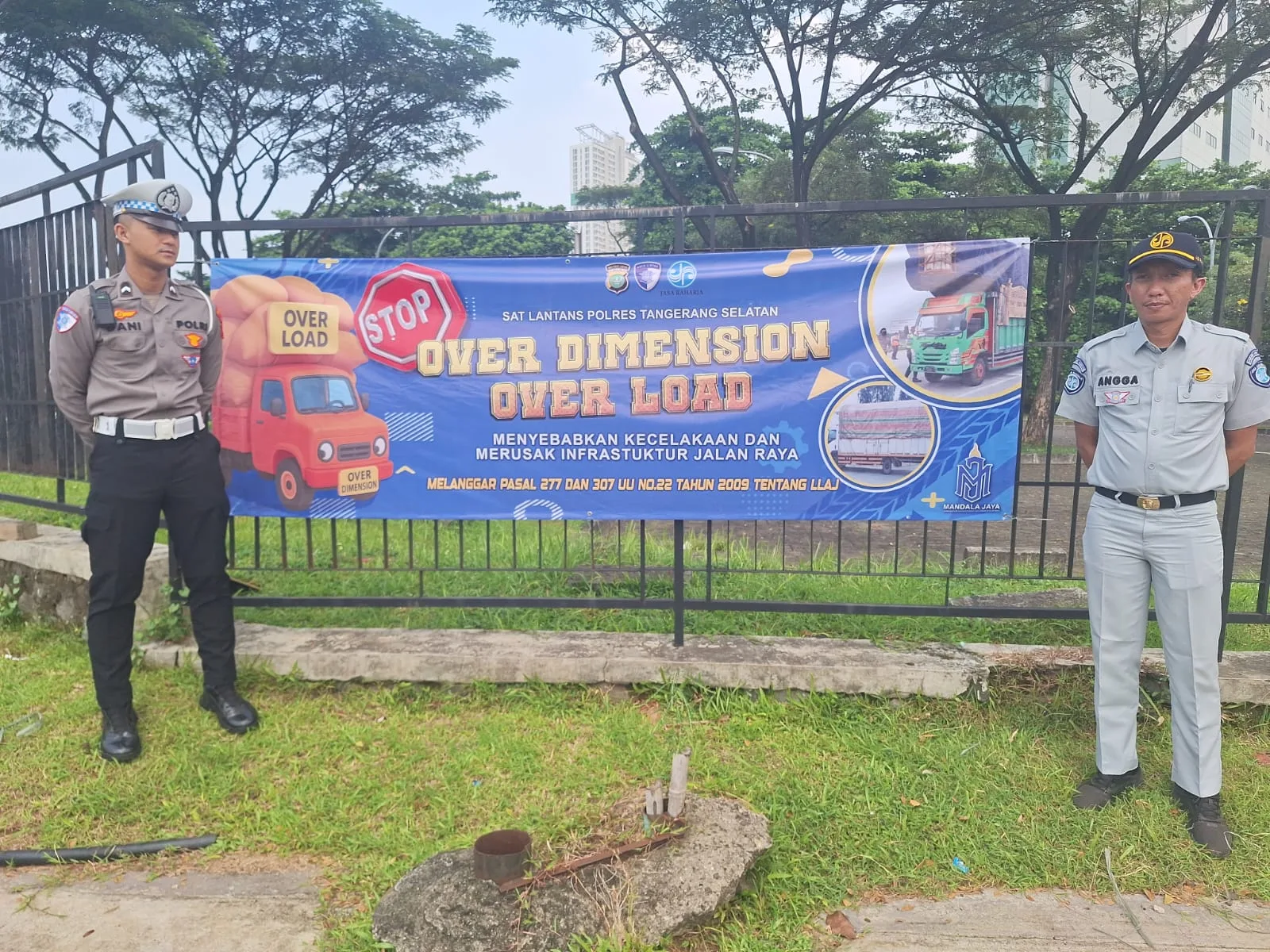 Cegah Kecelakaan Lalu Lintas Jasa Raharja Tangerang Himbau Bahaya Kendaraan Over Load dan Over Dimension Bersama Polres Tangerang Selatan