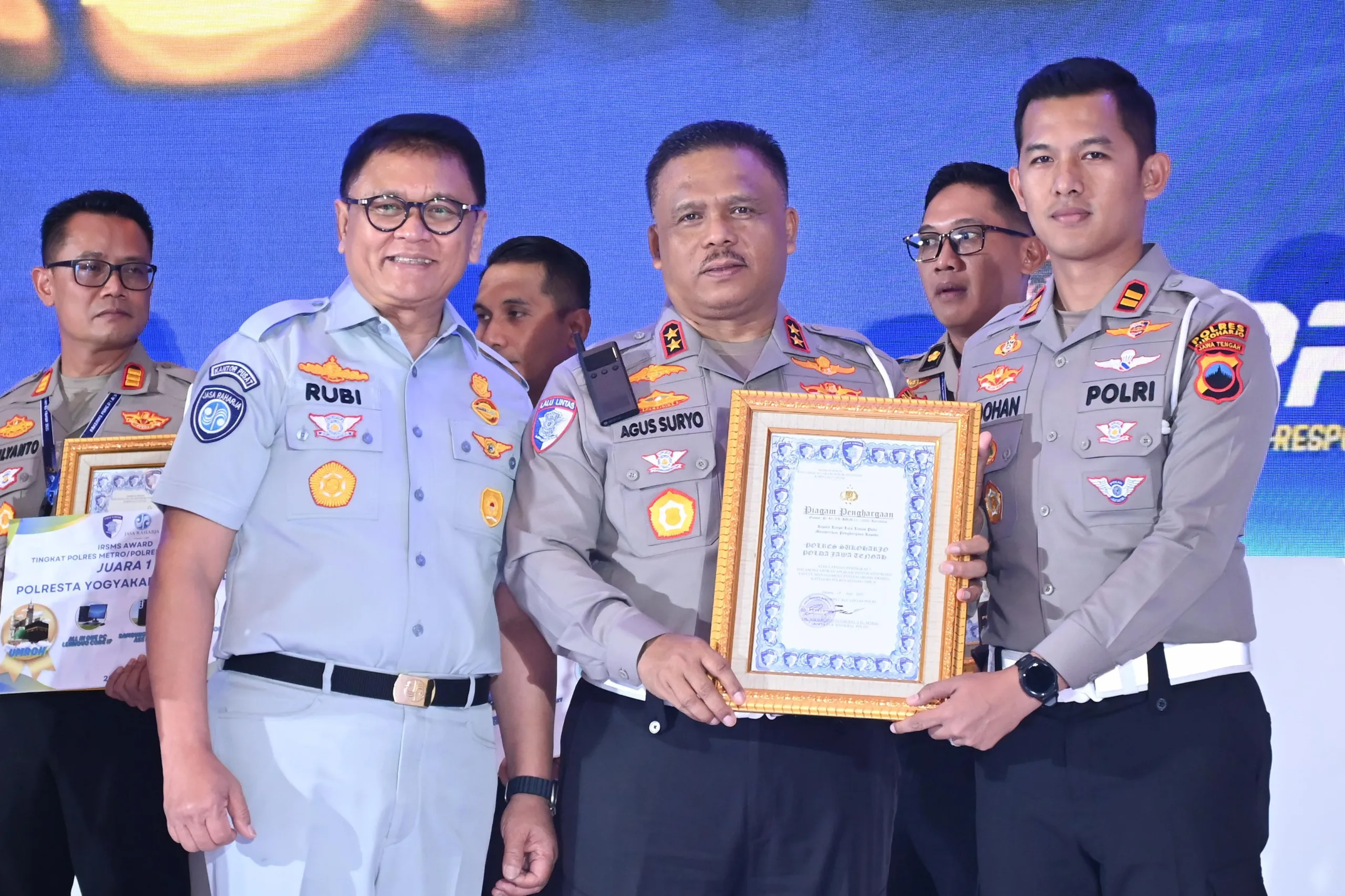 Jasa Raharja dan Korlantas Polri Serahkan IRSMS Award kepada Polda dan Polres yang Sigap Melaporkan Kecelakaan