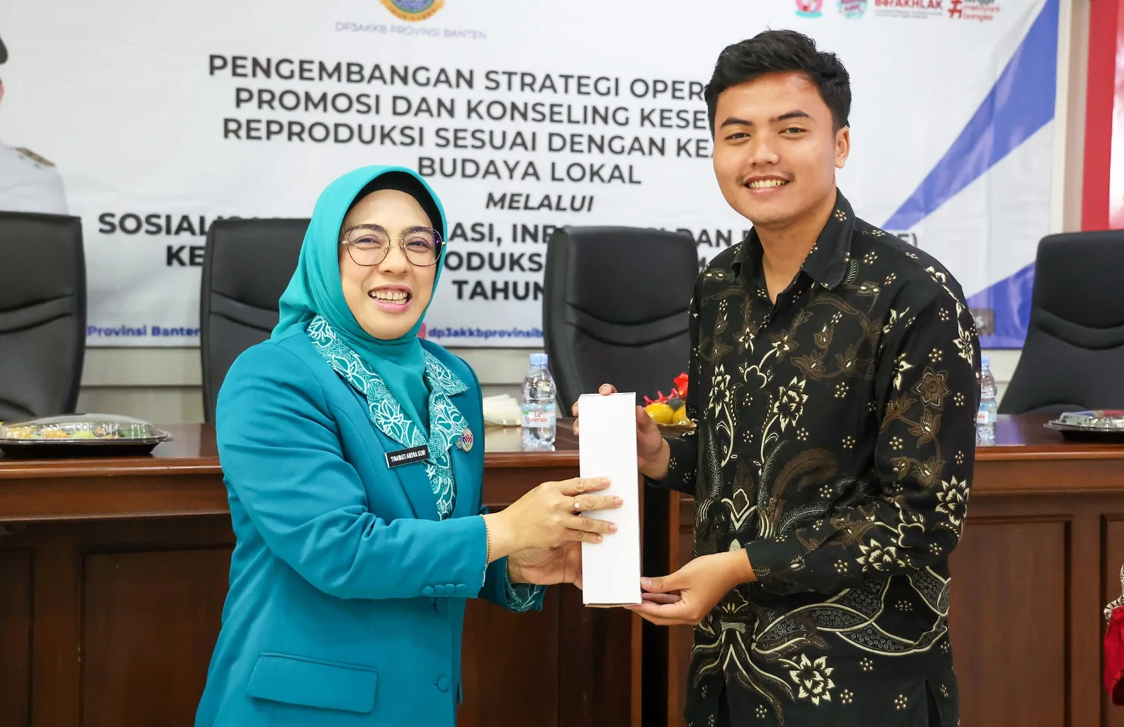 Ketua TP PKK Banten Tinawati Andra Soni Tekankan Pentingnya Generasi Muda Untuk Berencana