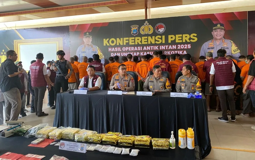 Peredaran 12 Kg Sabu Jaringan Fredy Pratama Digagalkan di Banjarbaru