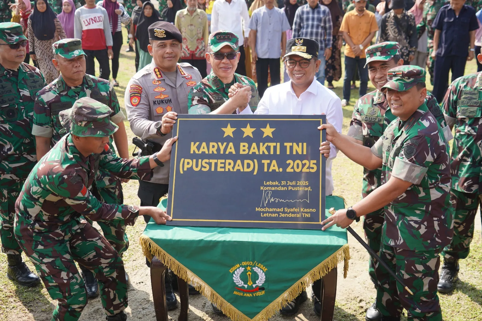 Danrem 064/MY Hadiri Penutupan Karya Bhakti TNI Pusterad di Lebak: TNI dan Rakyat Satu Nafas Pembangunan