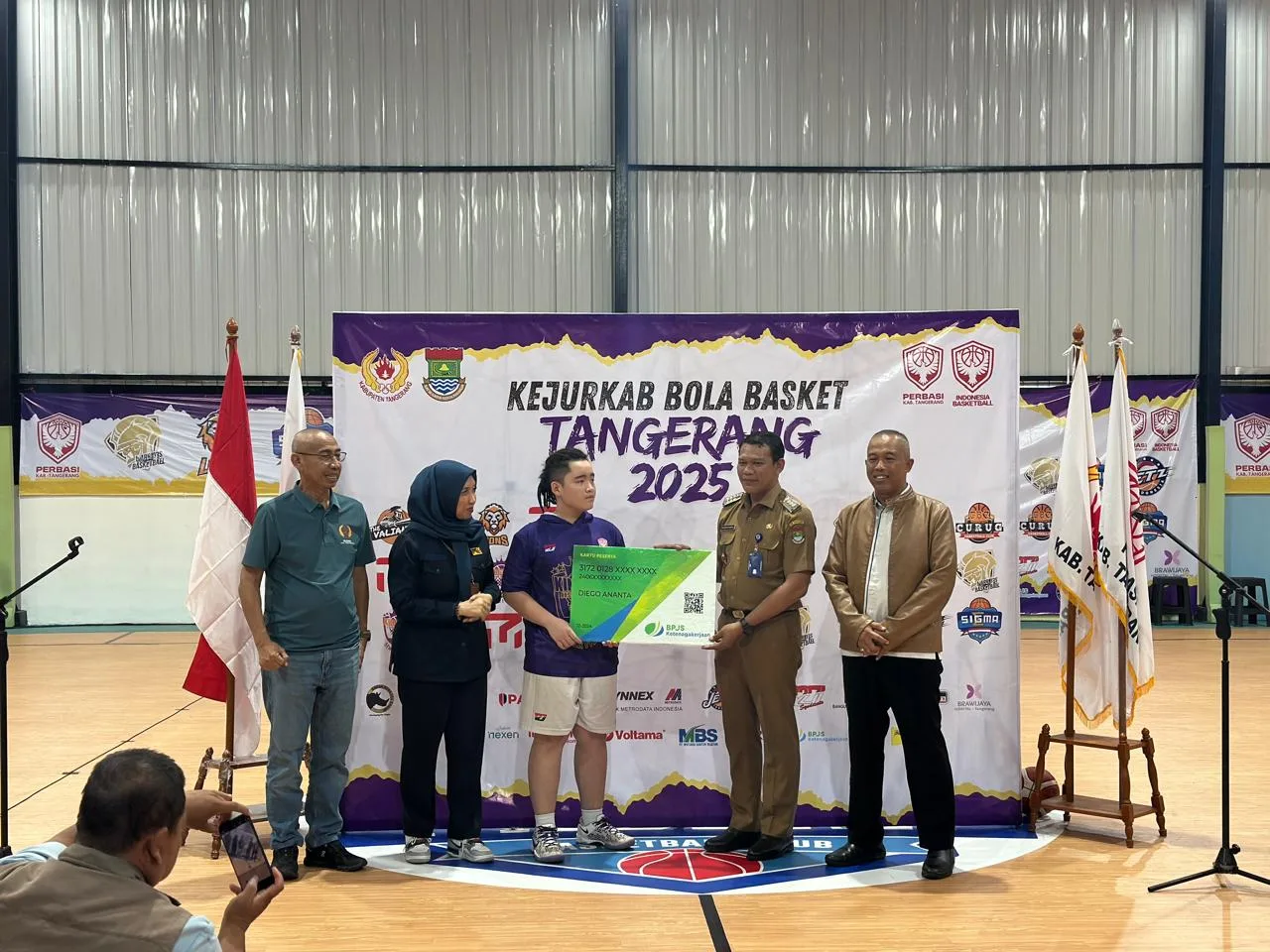Seluruh Atlet Pada Kejuaraan Bola Basket Tingkat Kabupaten Tangerang 2025 Dilindungi Program Jamsostek