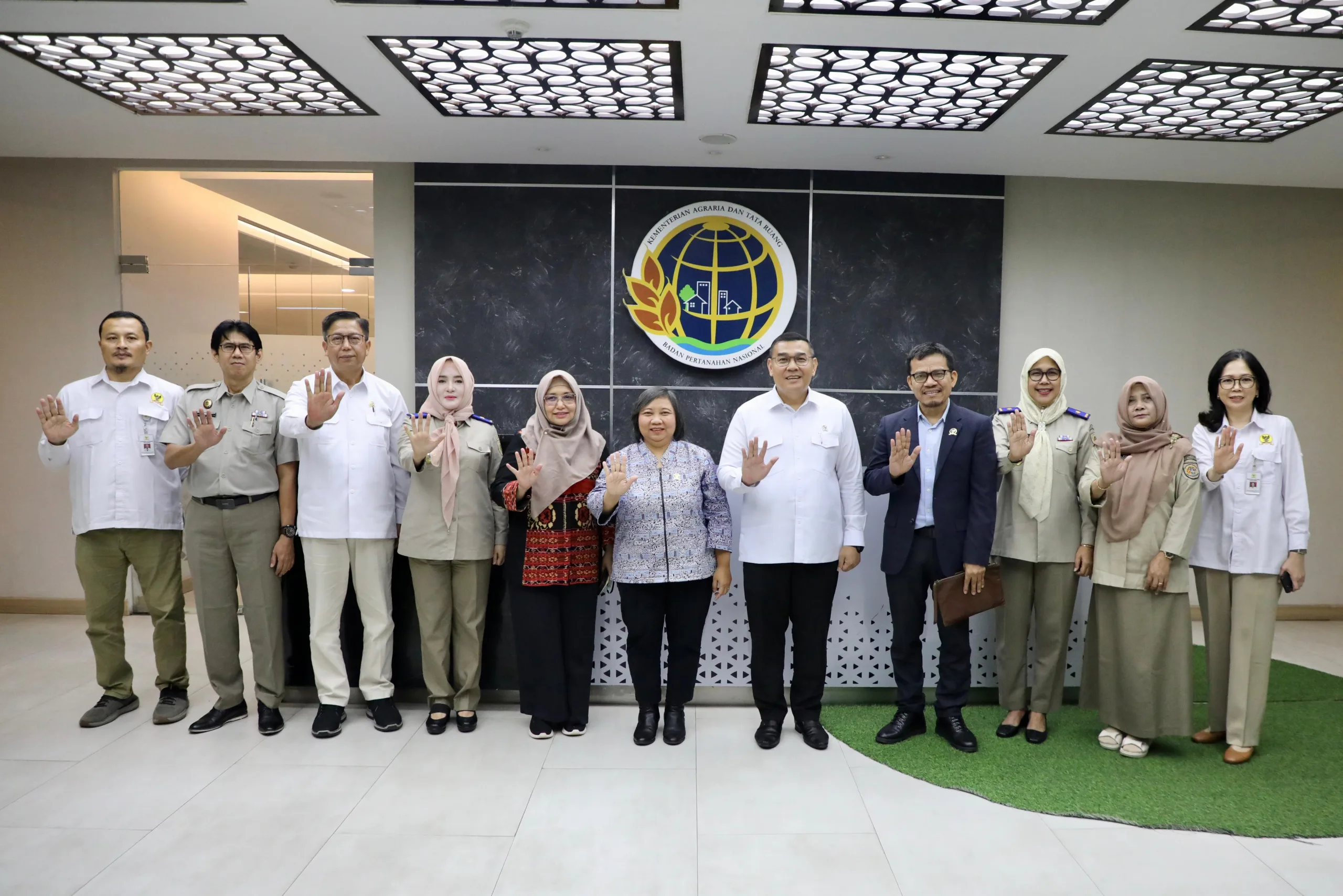 Satukan Komitmen Bersama Komnas HAM, Wamen Ossy Dorong Penyelesaian Konflik Agraria Berbasis HAM dengan Pelibatan Multipihak