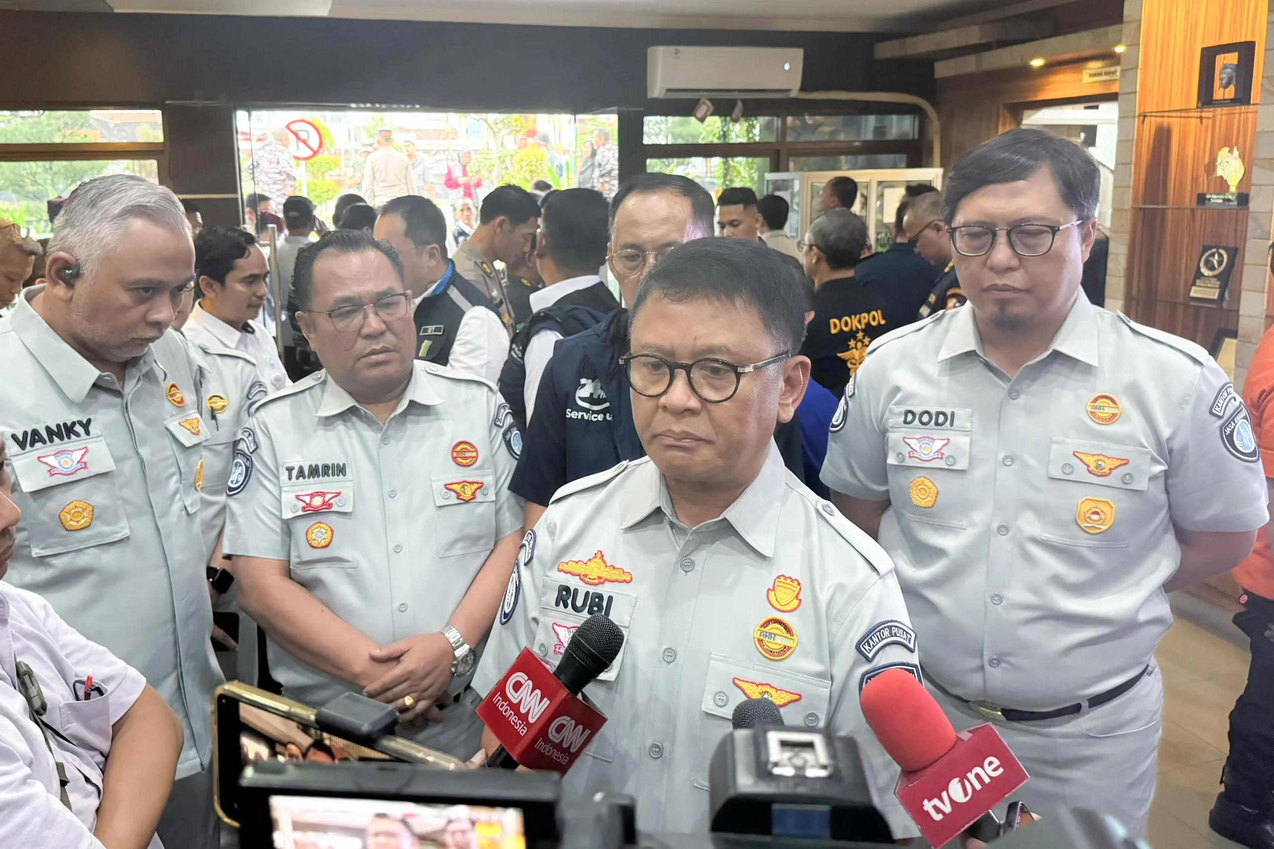 Negara Hadir berikan Jaminan Perlindungan untuk Tim Penyelam Evakuasi KMP Tunu Pratama Jaya