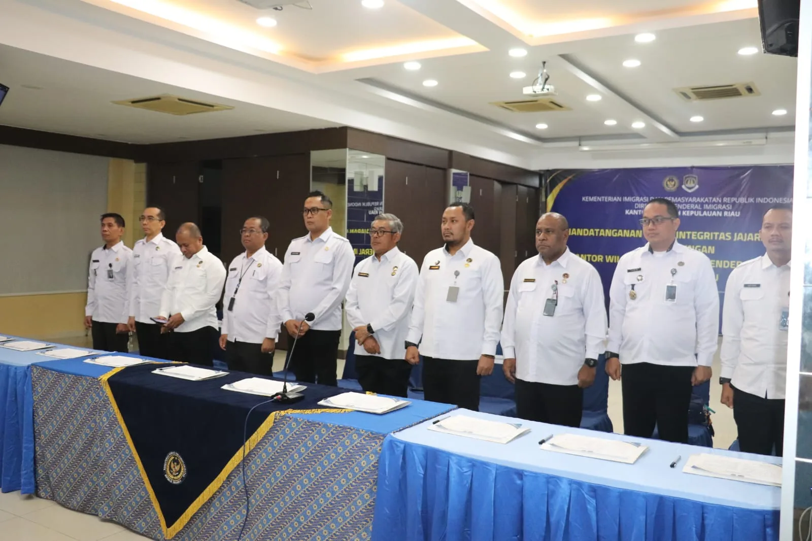 Lakukan Penandatanganan Pakta Integritas, Imigrasi Tanjung Balai Karimun Komitmen Cegah Korupsi, Kolusi, Nepotisme