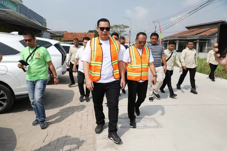 Walikota Serang Cek Hasil Pembangunan Jalan Desa Bendung