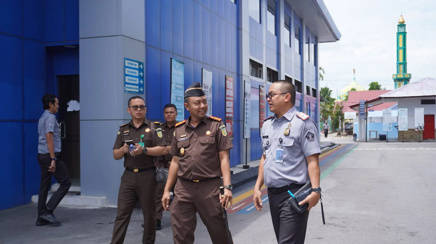 Kepala Imigrasi Tanjung Balai Karimun Terima Kunjungan Silaturahmi Kajari Karimun