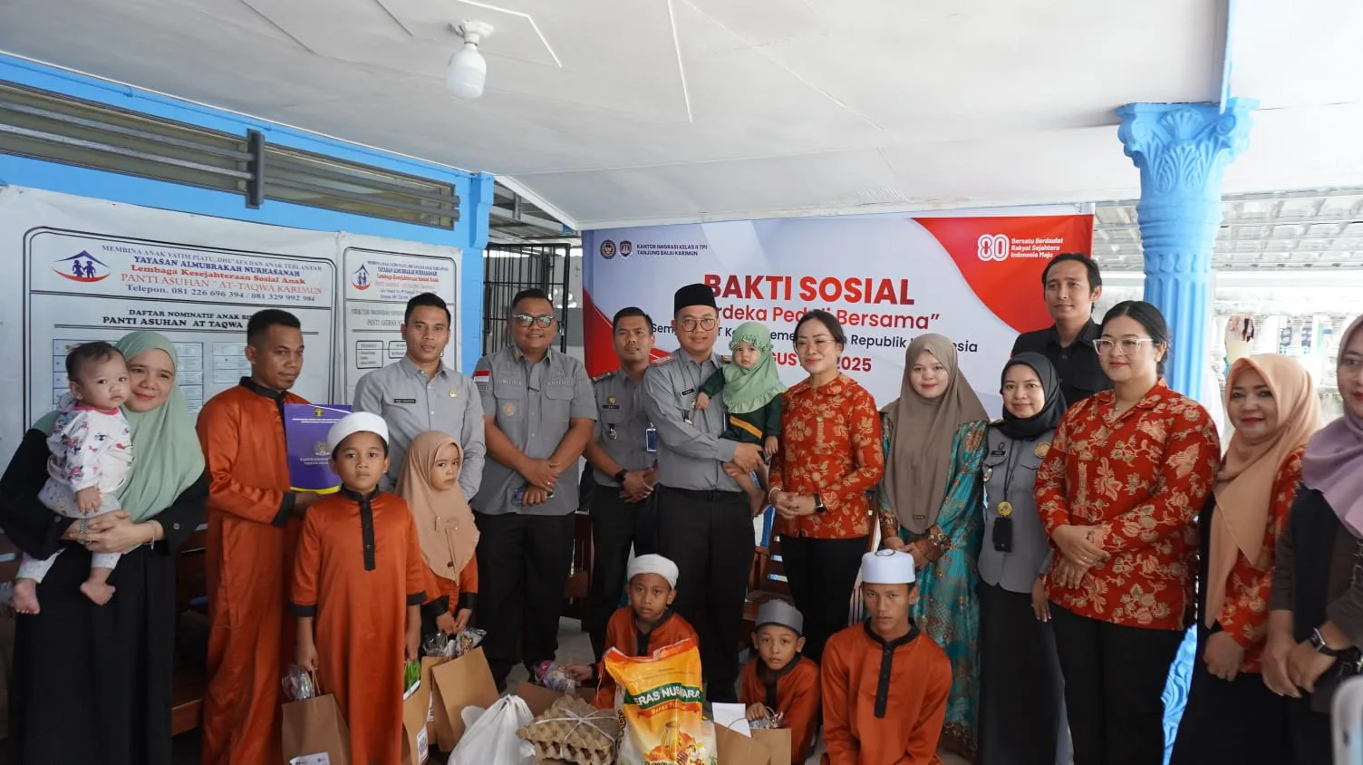 Gelar Bakti Sosial di Panti Asuhan, Kepala Imigrasi Tanjung Balai Karimun: Kami Ingin Bermanfaat Bagi Masyarakat