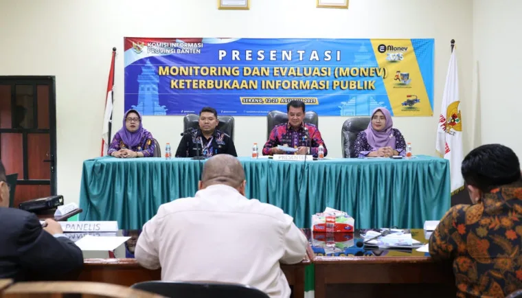 Bupati Tangerang Paparkan Monitoring dan Evaluasi Keterbukaan Informasi Publik di KIP Banten