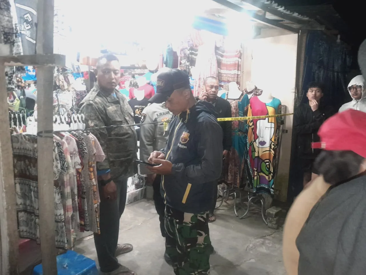 Geger!Seorang Pedagang Kain di Pasar Buah Berastagi Tewas Bersimpah Darah,Diduga Perampokan dan Pembunuhan