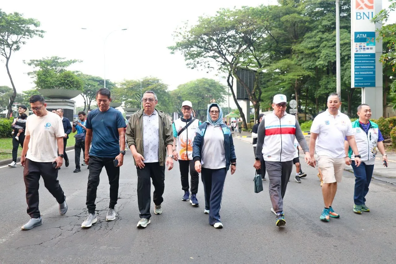 Benyamin Bersama Ribuan Masyarakat Ramaikan CFD BSD