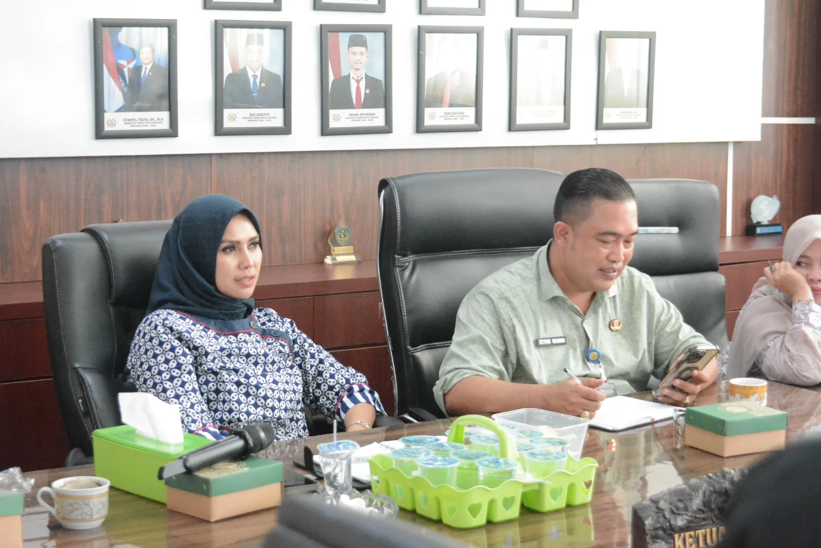 Sekretariat DPRD Kota Serang Gelar Monev SPJ, Triningsih Tekankan Kedisiplinan Administrasi