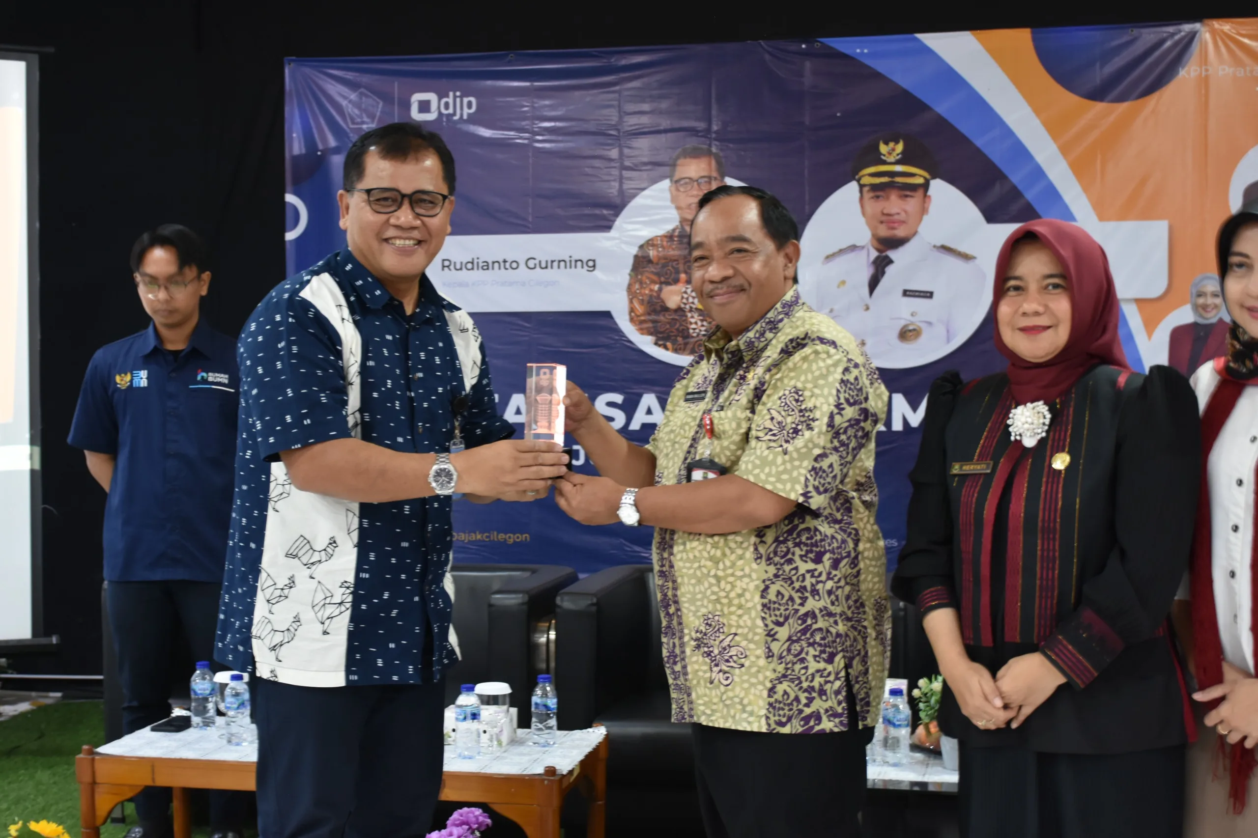 KPP Pratama Cilegon Gelar Bazar dan Seminar Digitalisasi UMKM