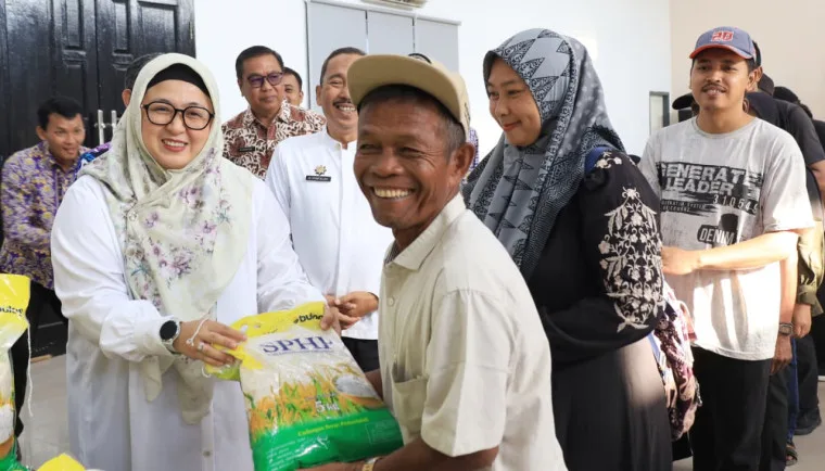 Ringankan Beban Warga, Pemkab Tangerang Gelar Gerakan Pangan Murah di Tigaraksa